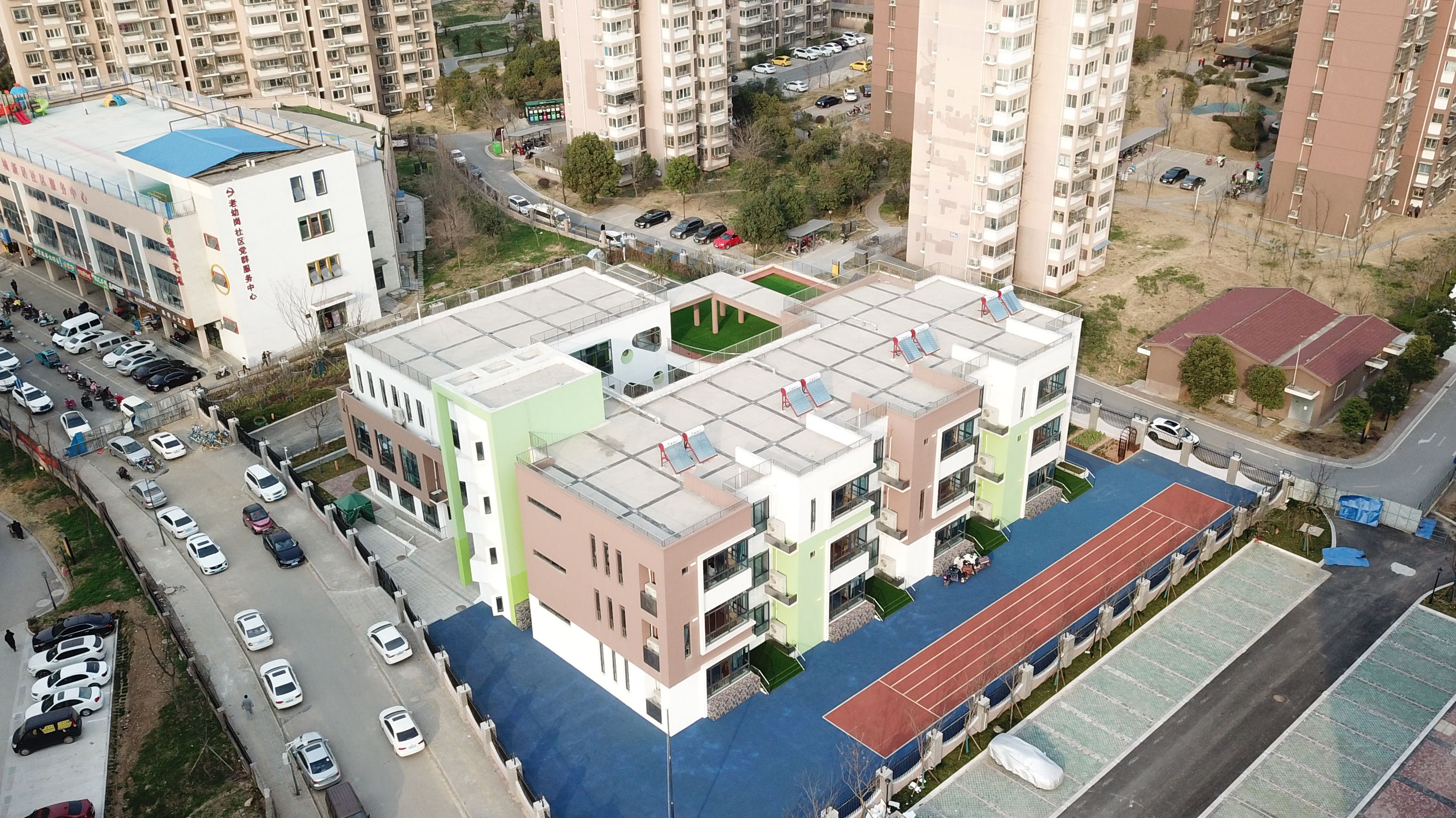 ?盘城壹号娱乐app官网三组团配套幼儿园