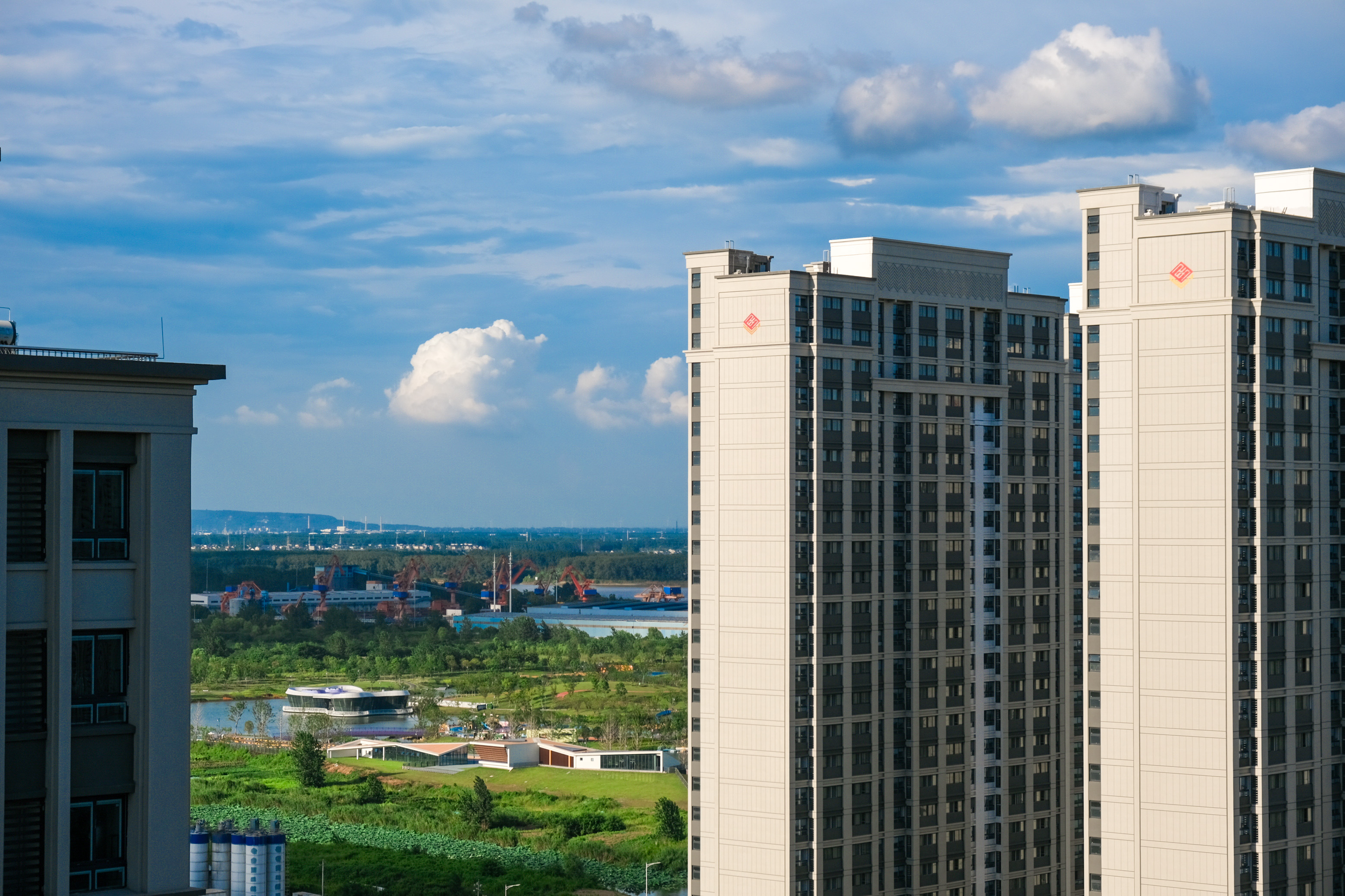 台风过境，，，，这一大波民生项目be like（图说包管房）
